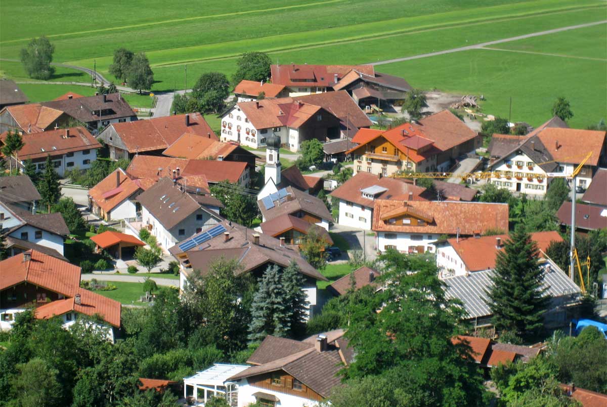 Das Dorf Wagneritz im Allgäu.